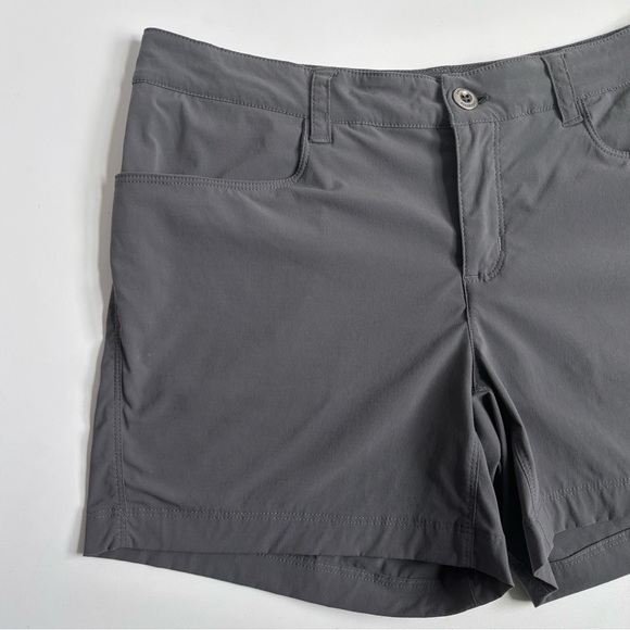 Patagonia Quandary 5" Hiking Shorts in Forge Grey/Charcoal Size 4 - Picture 6 of 17